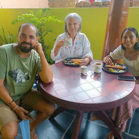Abhi Homestay Hampi Zewnętrze zdjęcie