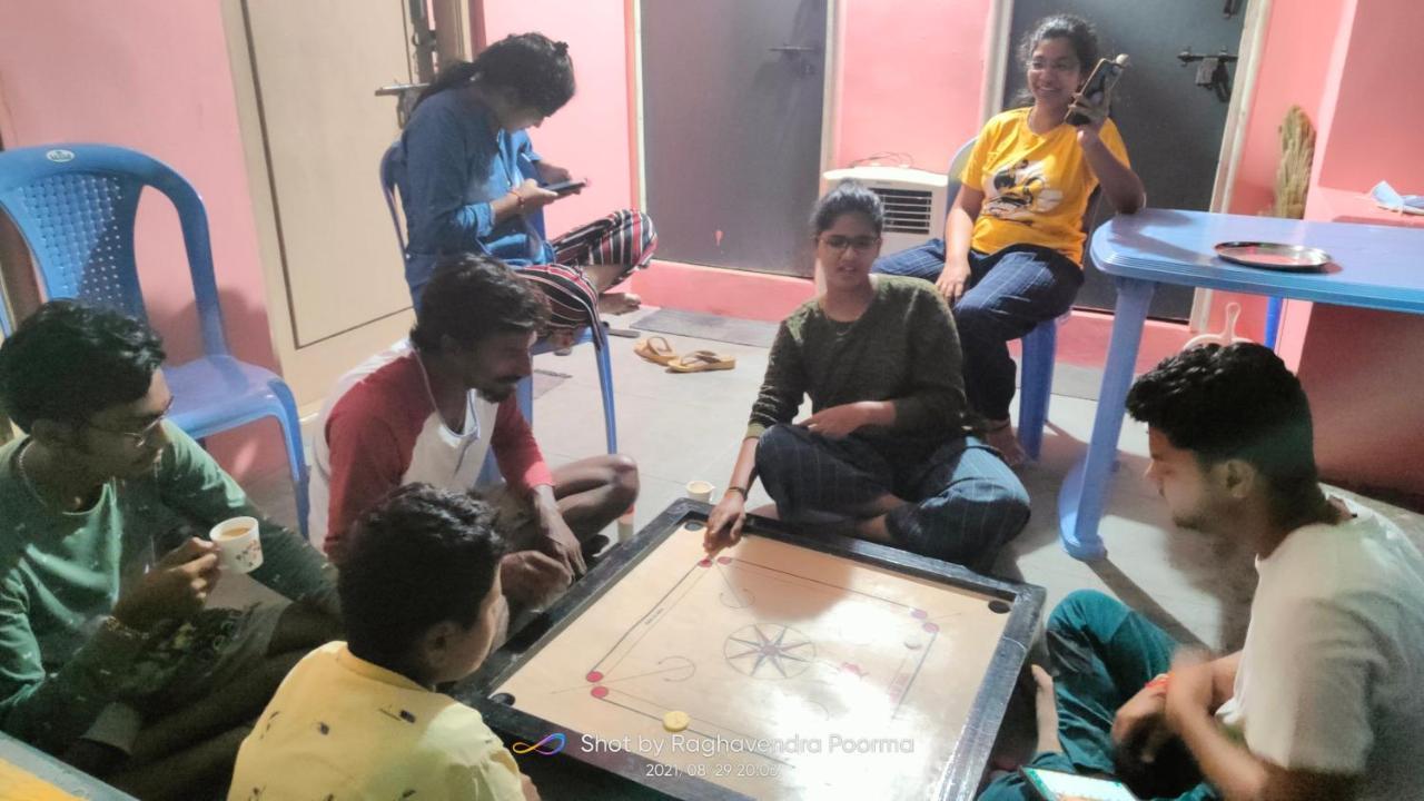 Abhi Homestay Hampi Zewnętrze zdjęcie