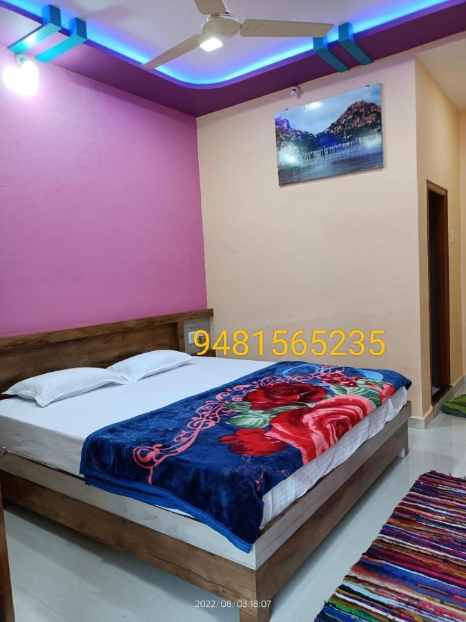 Abhi Homestay Hampi Zewnętrze zdjęcie
