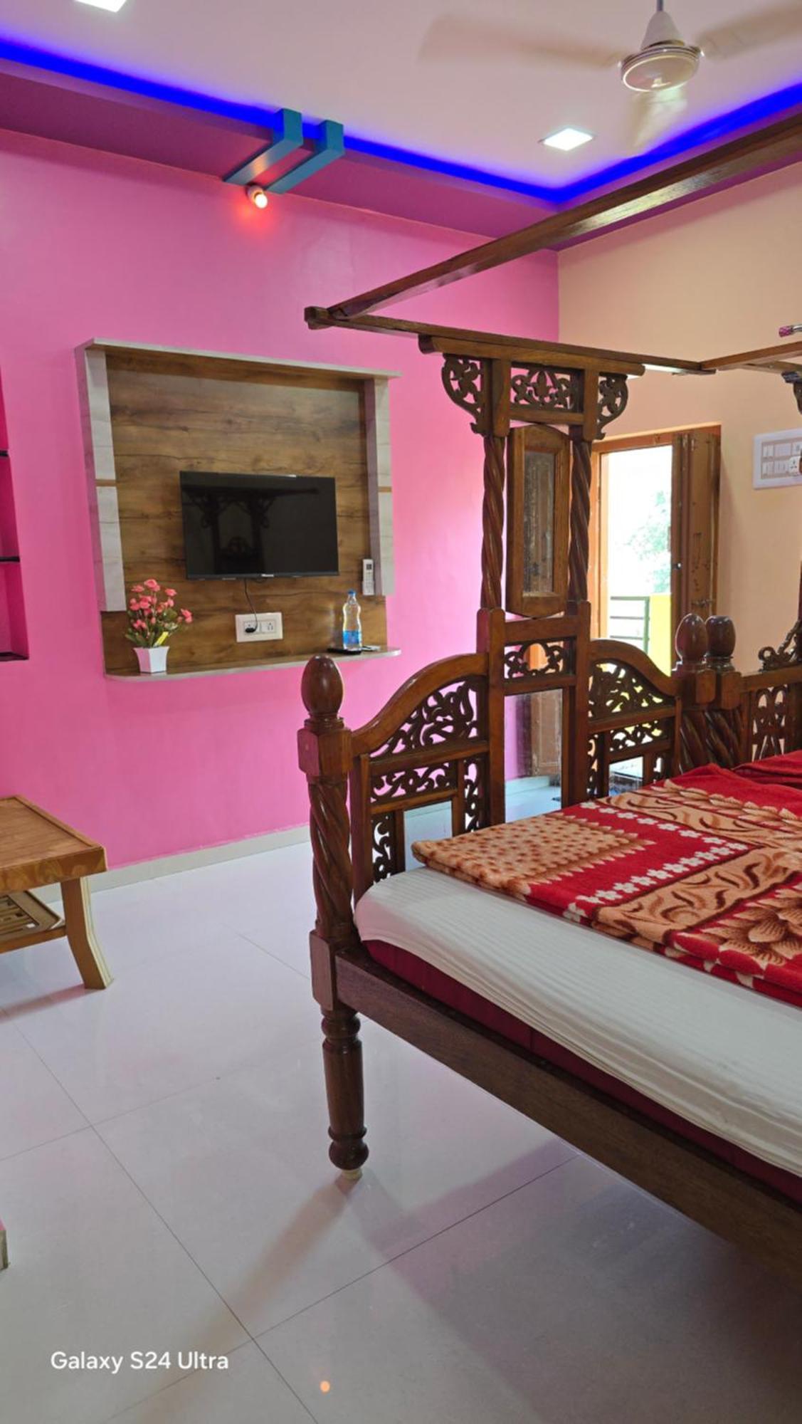 Abhi Homestay Hampi Zewnętrze zdjęcie