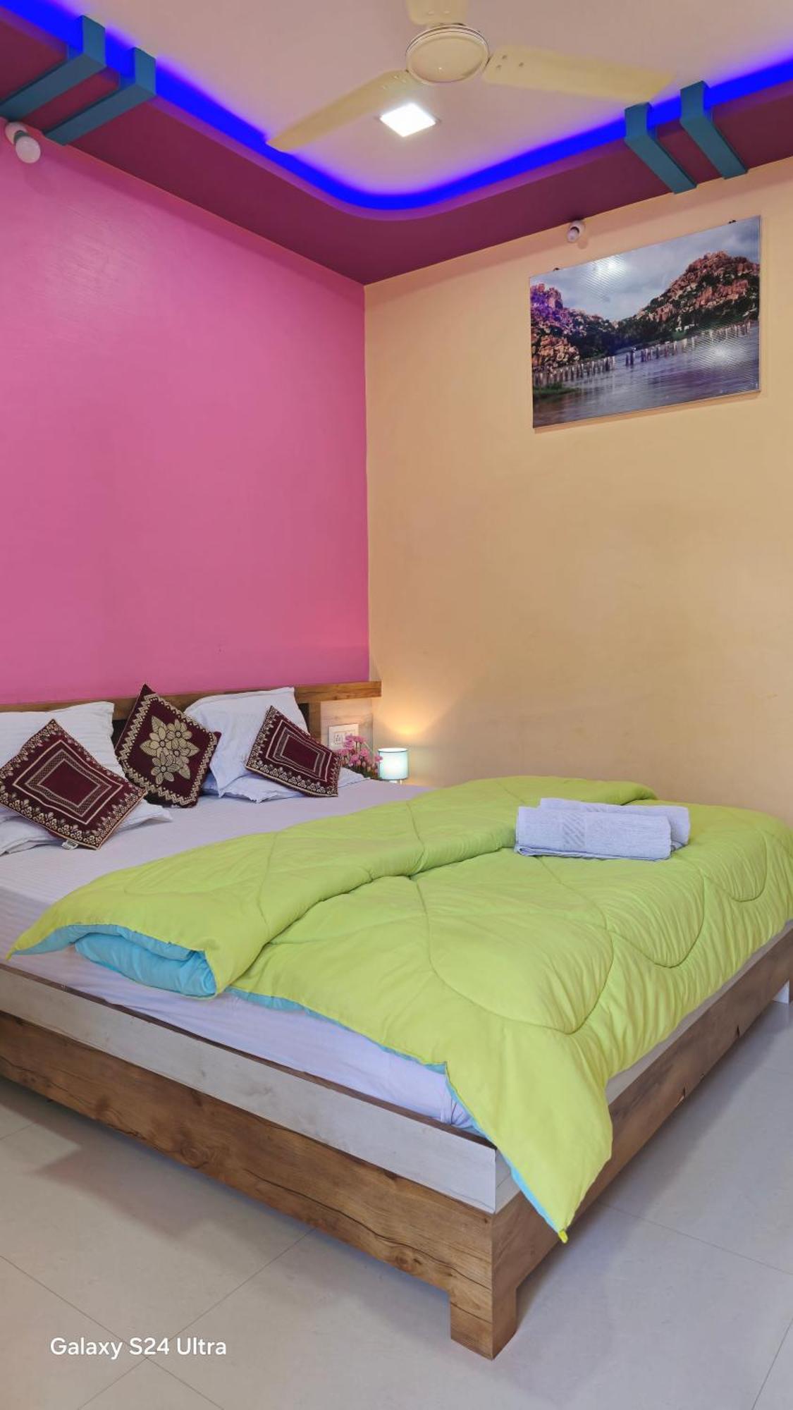 Abhi Homestay Hampi Zewnętrze zdjęcie