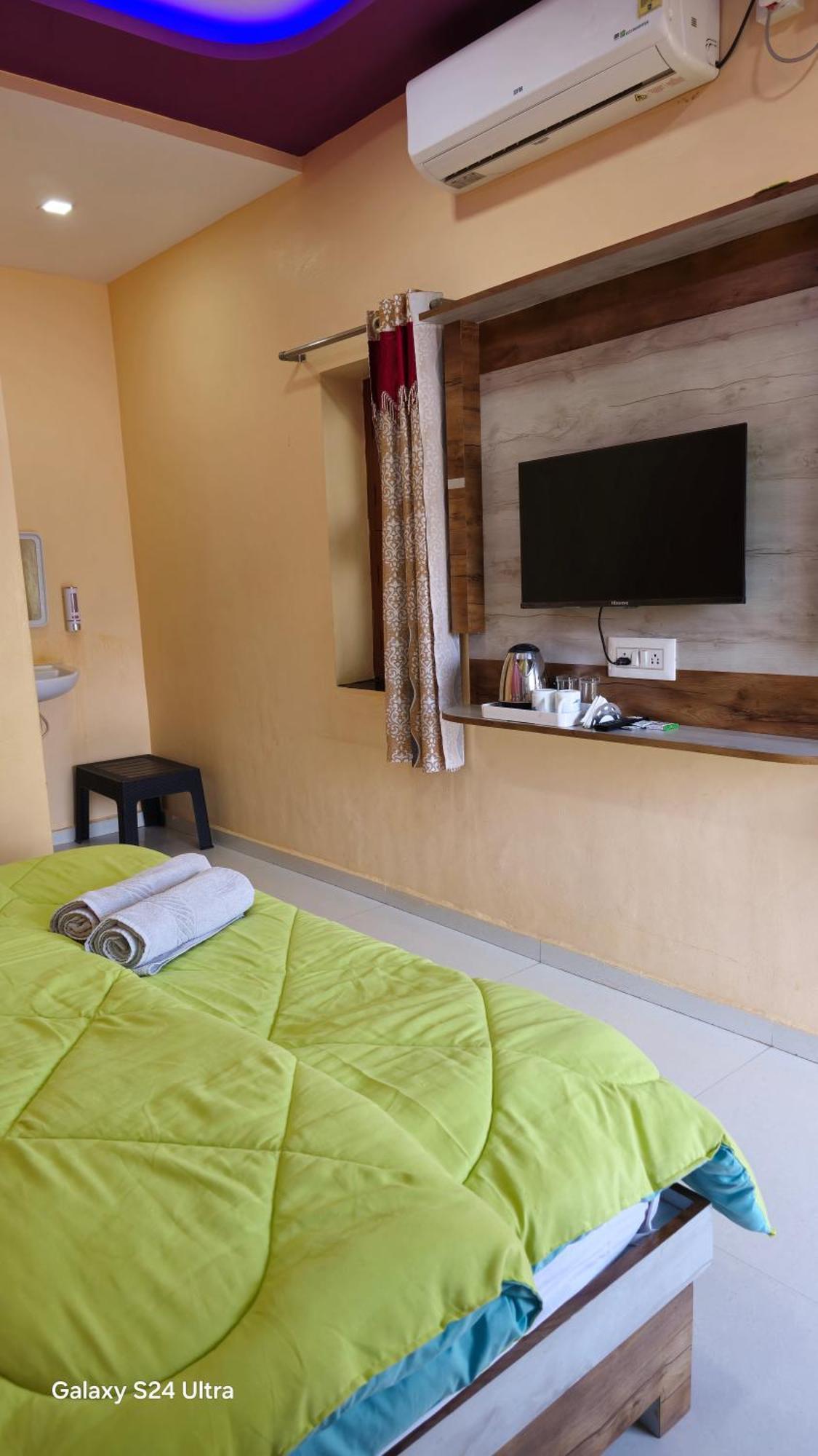 Abhi Homestay Hampi Zewnętrze zdjęcie