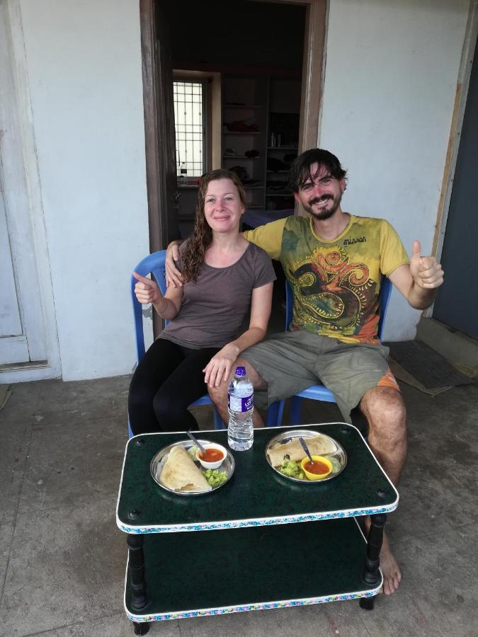 Abhi Homestay Hampi Zewnętrze zdjęcie